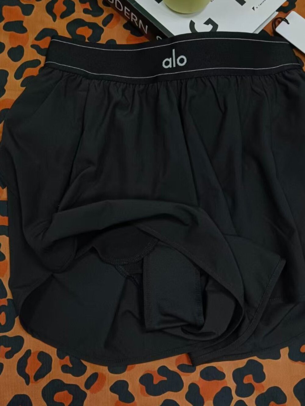 🍠Black Alo Yoga Match Point Short😸Leg-Lengthening Brand new with tags - Picture 7 of 8